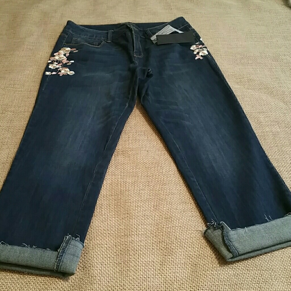 Stitch Star Jeans - Picture 2 of 7